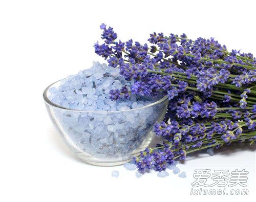 浴盐可以代替沐浴露吗 浴盐可以每天用吗