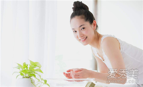 洗脸加醋怎么洗脸 洗脸加醋有什么好处