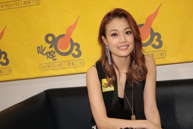 容祖儿否认与刘浩龙复合 ：只是朋友