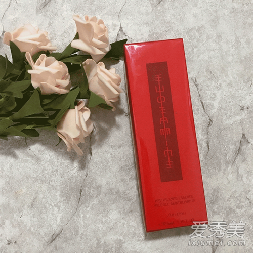 红色蜜露是水还是精华 红色蜜露适合什么皮肤