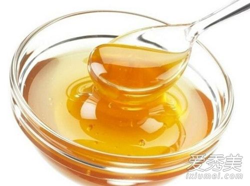 蜂蜜可以去黑眼圈吗 蜂蜜去黑眼圈有用吗方法步骤