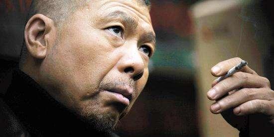 冯导母亲：这辈子我把苦都吃尽，炮儿你就该过上好日子