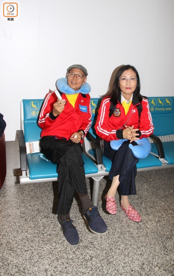 曾志伟带队现场看世界杯 自曝想做港姐司仪