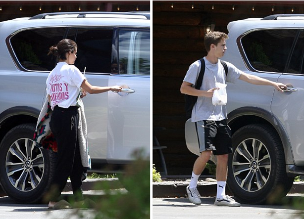 傻脸娜蜜恋小鲜肉“报复”跟海狸订婚的比伯？可别逗了！