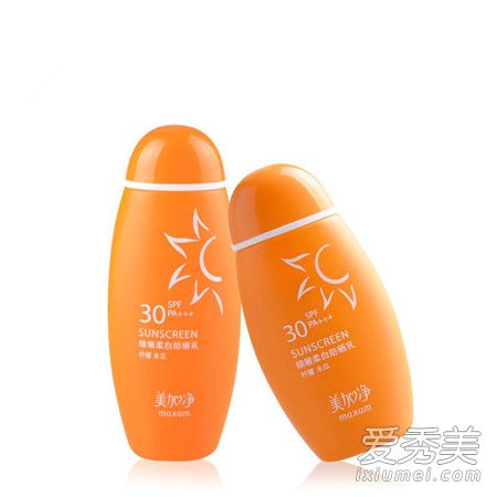 防晒乳和防晒霜的区别 防晒乳怎么使用顺序