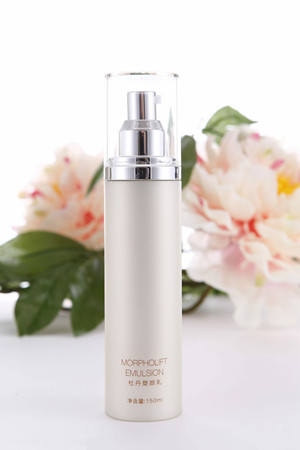 爽肤水为什么含酒精 爽肤水为什么不能擦