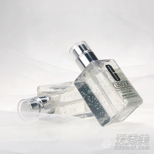 倩碧透明黄油好用吗 倩碧透明黄油适合什么年龄和肤质 倩碧透明黄油好用吗 倩碧透明黄油适合什么年龄和肤质