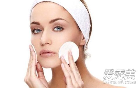 化妆水过敏怎么办 脸上过敏能用化妆水吗 化妆水过敏怎么办 脸上过敏能用化妆水吗