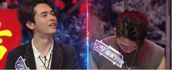 《这就是歌唱》应忆俊四首歌“逼走”四位女嘉宾，太搞笑了