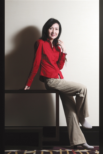 "小青"陈美琪曾为爱放弃事业 如今万事以女儿为重