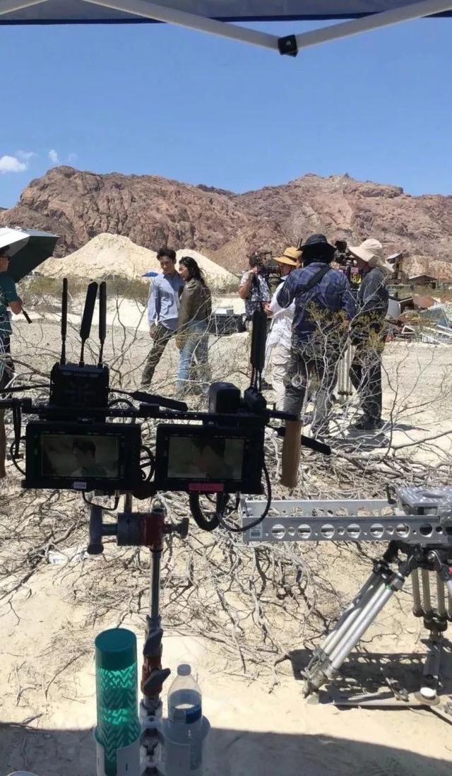 网曝李晨即将携新剧回归，近照曝光瘦到脱相！