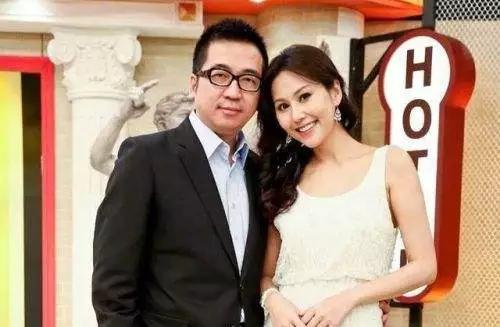 名模放弃事业嫁豪门，婚后发现丈夫有7个娃分属5个妈