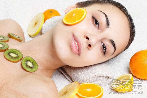 美白精华可以去痘印吗 美白精华可以用两种吗