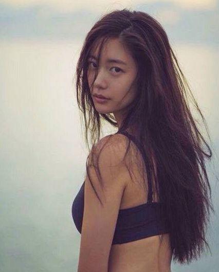 “全球第二美女”如今32岁长这样 至今单身只因…