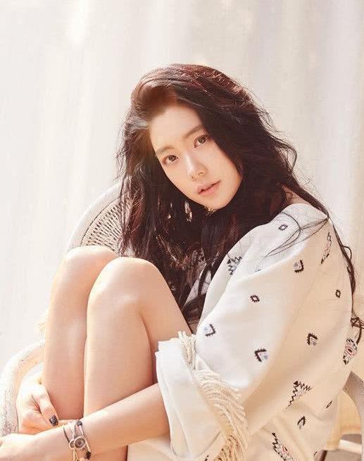 “全球第二美女”如今32岁长这样 至今单身只因…