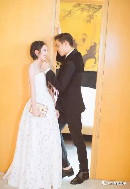 吴秀波徐峥杠上了？王珞丹被求婚？唐艺昕晒婚戒？