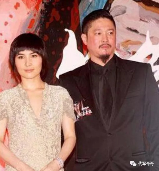 她是赌王最疼爱的女儿，如今44岁成这样？
