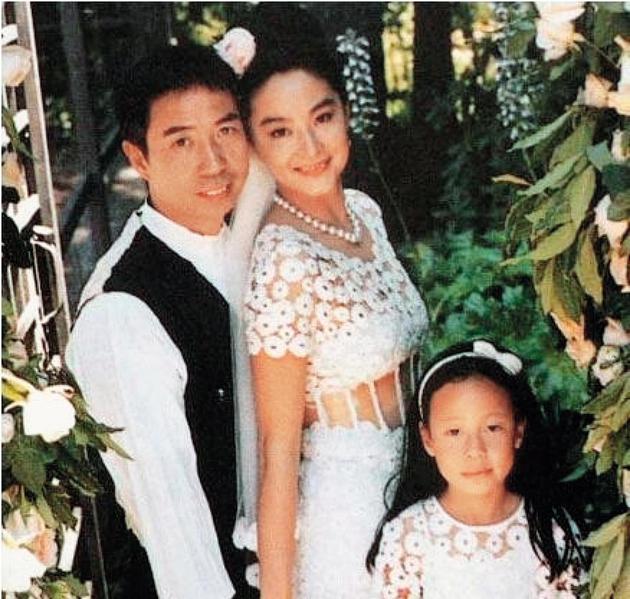 林青霞婚姻破裂? 相夫教子20多年换来这种结局,背后原因让人心寒
