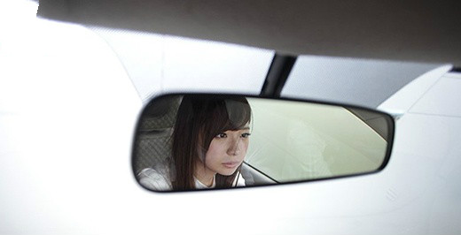白崎凪最新番号MIFD-061 女大学生练车被骗AV出道