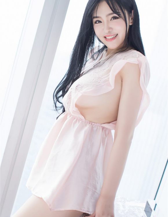 同时让三十个男人轮流上好吗 美女下半部分图片